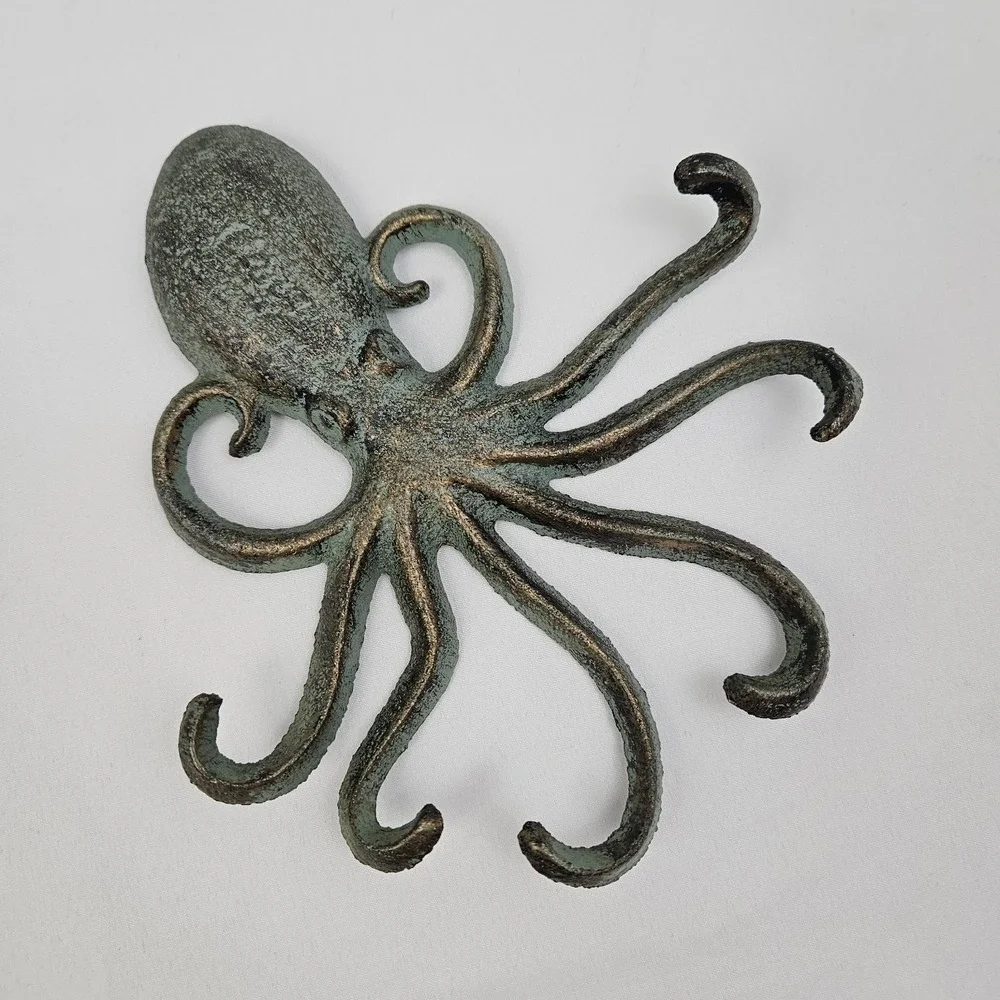 Cast Iron Octopus Wall Hook Key Rack Towel Hanger Verdigris Nautical Coastal
